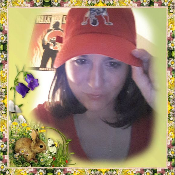 Meet your Posher, Julie - Picture 1 of 1